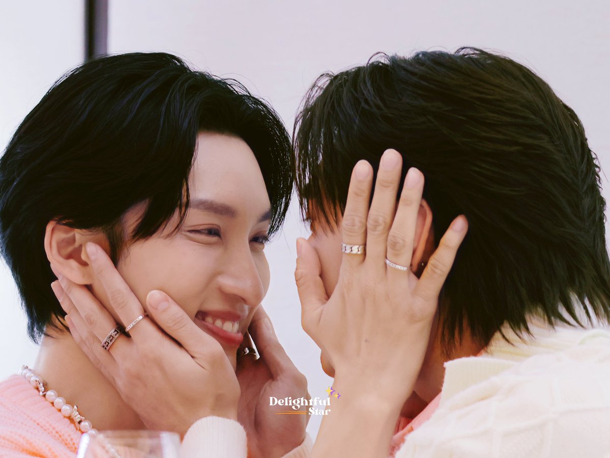 the adoration in their eyes— the way they cherish each other is so beautiful

#BossNoeul #Bosschaikamon #Noeulnuttarat