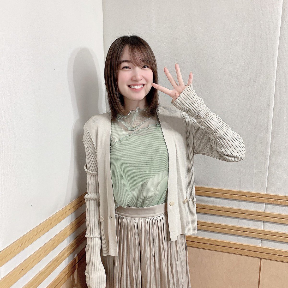 本日23時30分より、文化放送超A&amp;G＋『上田麗奈のひみつばこ』の放送です📻
今夜は2024年最後の放送となります💫
お楽しみに！

#上田麗奈 #ひみつばこ