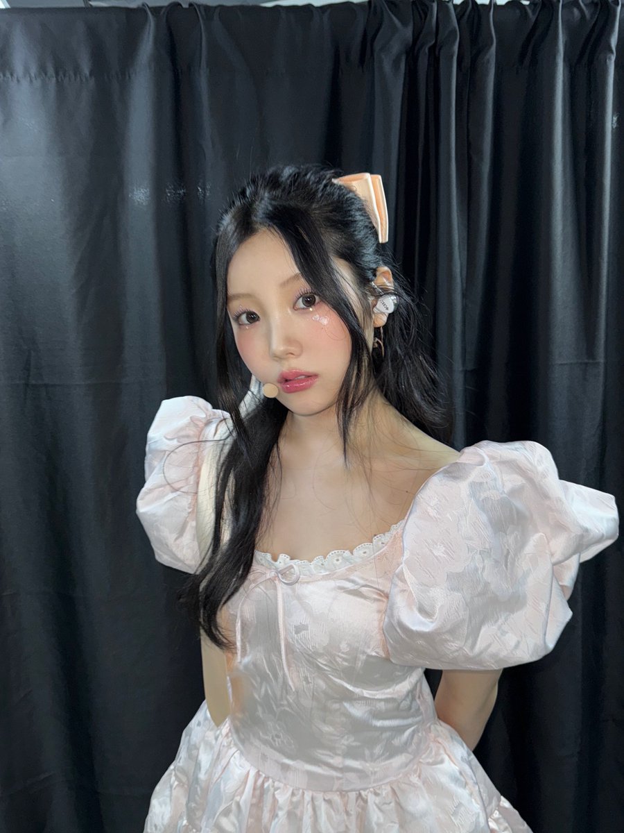 💭🧚🏻‍♀️🛏️

#ILLIT #아일릿 #WONHEE #원희