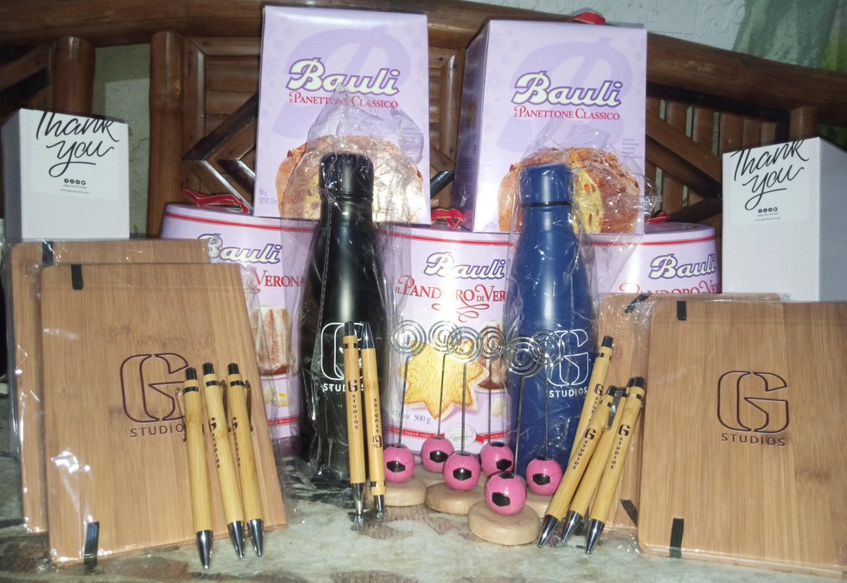 Thank you, Sarah and Matteo, for the lovely Christmas gifts! We’re so grateful for your kindness and generosity. Know that we will continue to support you every step of the way! 🎄❤️

<a href="/JustSarahG/">Sarah Geronimo</a> <a href="/mateoguidicelli/">Matteo Guidicelli</a> 
#AshMatt #AshMattMerlicopters