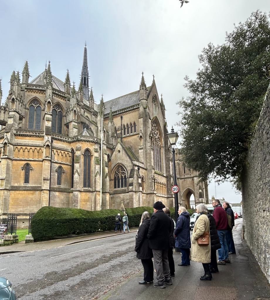 A lovely Boxing day Tour, out of the Norfolk Arms , thanks to Lady Karen for the pics. Good fun, a few laughs and most of the 20 stayed all the way
#daysout #dayvisit #tourism #daytrip <a href="/VisitEnglandBiz/">VisitEnglandBiz</a> <a href="/VSussex/">Visit Sussex</a> <a href="/group/">dru</a>