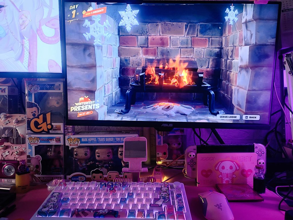 Super happy with FN Winterfest. Cabin is back ♥️🎄❄️