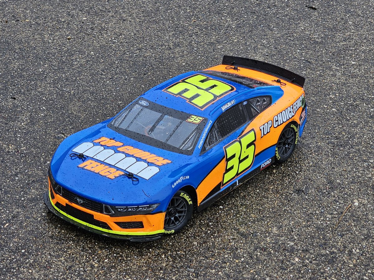 GregVanAlst35's tweet image. "Best Christmas Ever"
- Easton Christmas 2024. Thanks for helping me get these @LosiRC @NASCAR R/C cars done @GOATDIECAST23
@NASCAR_Xfinity DO lot races are going to be 🔥