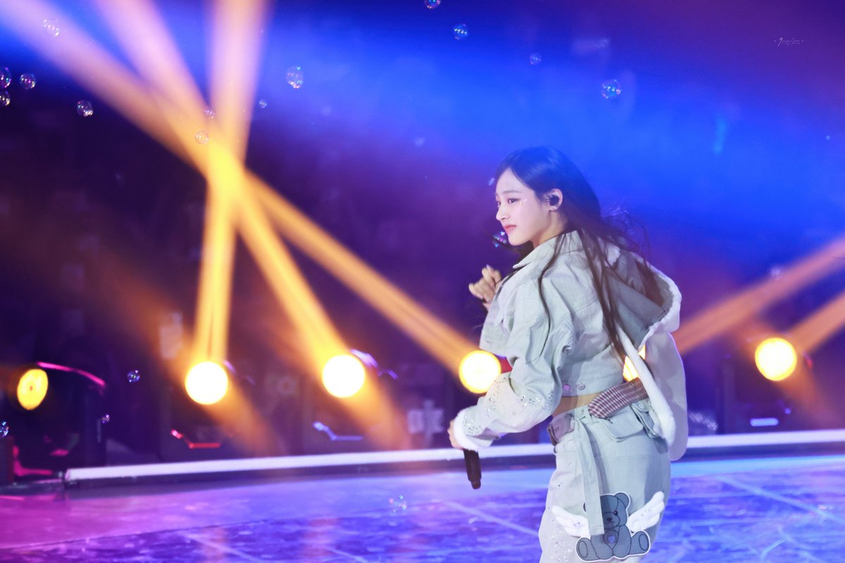 9reykz's tweet photo. #NewJeans #뉴진스 
#Minji #민지 
241225 https://t.co/4521qaeqGI