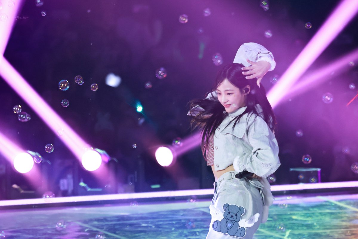 9reykz's tweet photo. #NewJeans #뉴진스 
#Minji #민지 
241225 https://t.co/4521qaeqGI