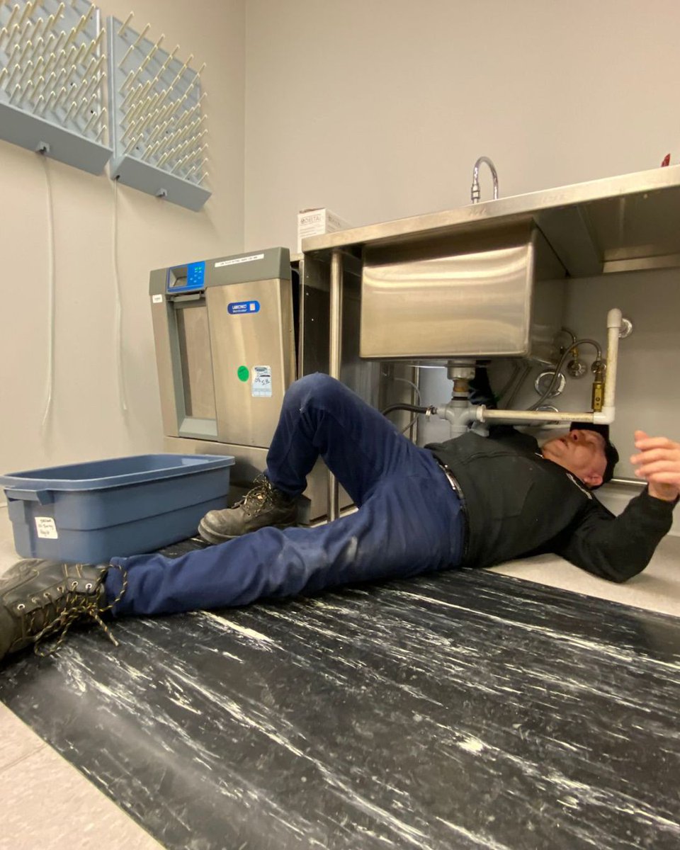 The holidays are all about joy, not plumbing headaches! But we know that emergencies can happen at the worst times. Our plumbing experts are ready with the tools + expertise to get your system back on track so you can focus on what matters most. Call us any time at 204-475-1506!