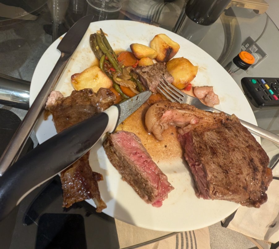 Charlotte ° tweet media