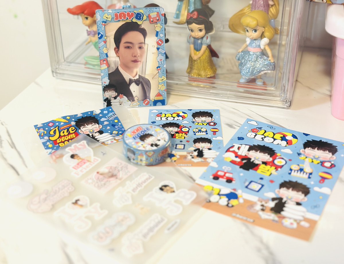 aui__spw's tweet photo. ฮืออออออน่ารักมากๆเลย ขอบคุณคุณไอรีนมากๆนะคะ แอบเซอร์ไพรส์ด้วย🥰🥰 แพ็คมาอย่างแน่นหนา เปิดกล่องมาทีหอมฟุ้งเลย ขอบคุณมากๆนะคะ 😘 @bwirxn #ibareview https://t.co/CCcKMZRIBE