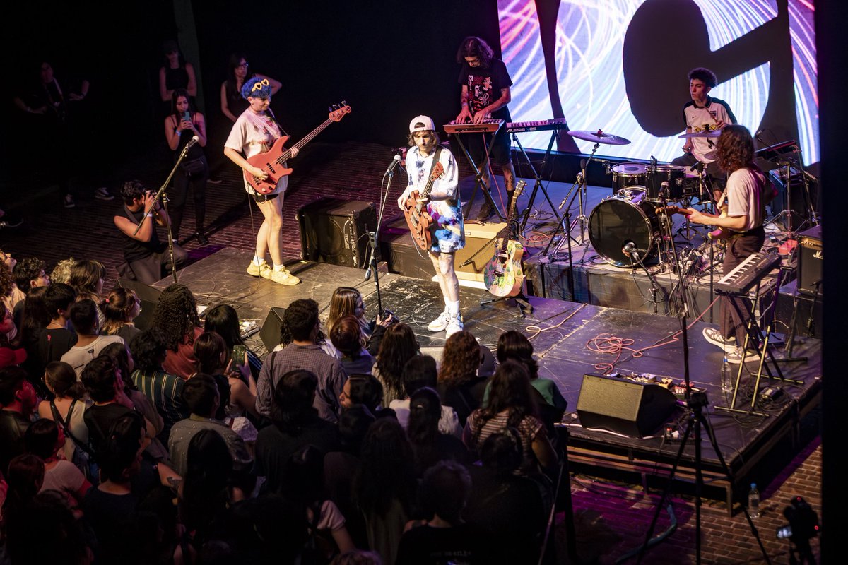 hoy a las 19hs en YouTube el video de Cocoliche en vivo grabado en el festival Sonido Inminente x <a href="/EstudioUrbano/">Estudio Urbano</a>

📸 x <a href="/malucampello/">Maryana Campello</a>