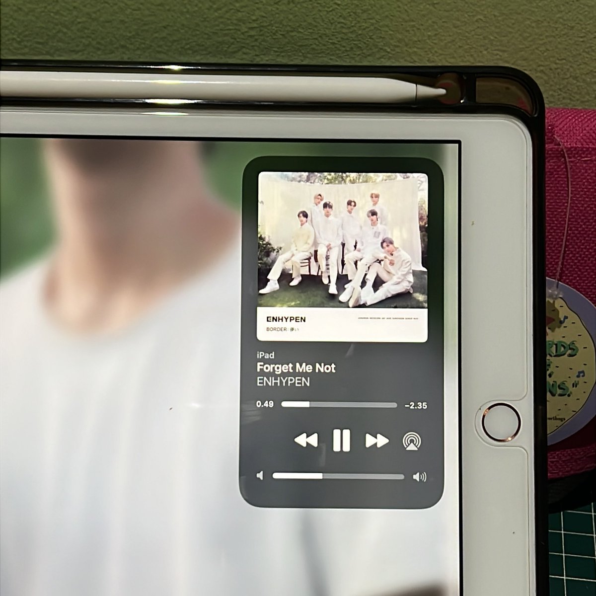 chouznut's tweet photo. alhamdulillah ada progress tugas harini 🤗💗 buat tugas gamtuk karna disuru pilih idol, aku pilih si meng, jungwon! 😋 https://t.co/EhMjsfzZCq