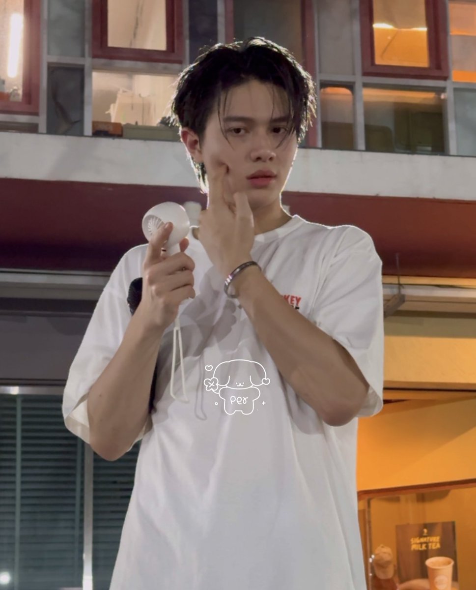 WestieBBF's tweet image. Someone asked him which side of his cheeks are softer?????

Please 🙌 please 🙏🏼 please, I would like to find out the answer 🤏🤏🤏🤏

#GrabMerryMunchxLYKN 
#williamjkp #วิลเลี่ยมจักรภัทร