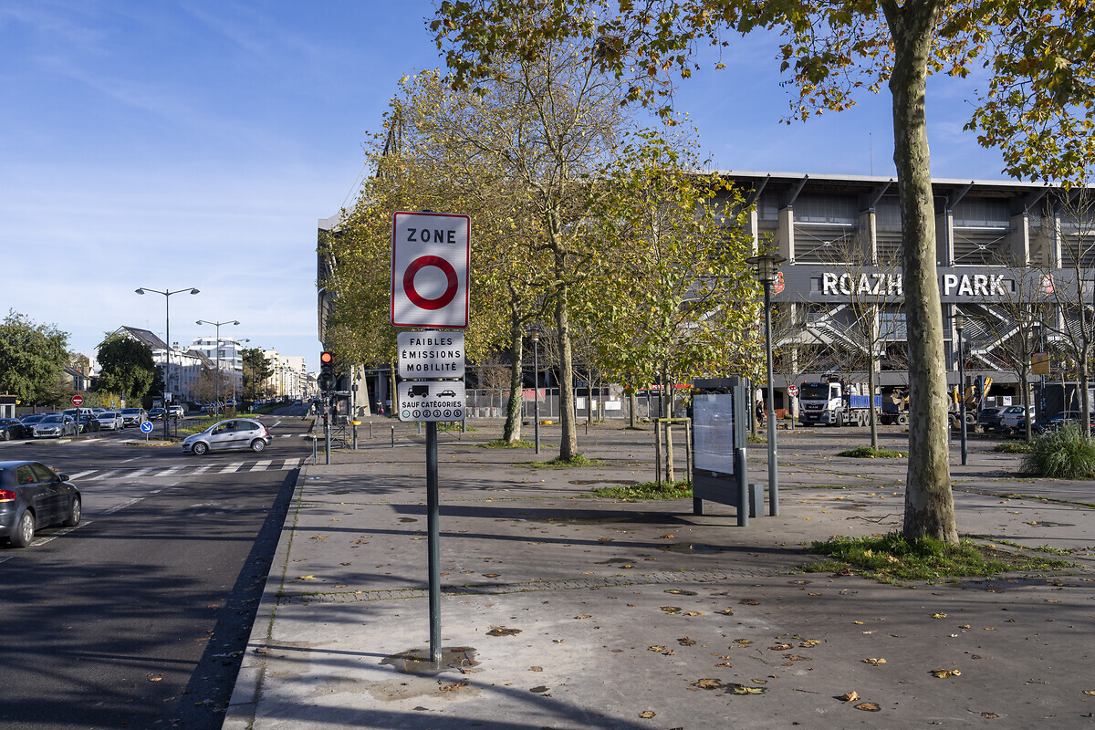 La zone à faibles émissions c'est pour bientôt 🕐 Dès le 1er janvier, comme toutes les villes de plus de 150 000 habitants, #Rennes sera concernée par le dispositif. Toutes les ℹ 👉 swll.to/zfe-rennes
<a href="/Air_Breizh/">Air Breizh</a>