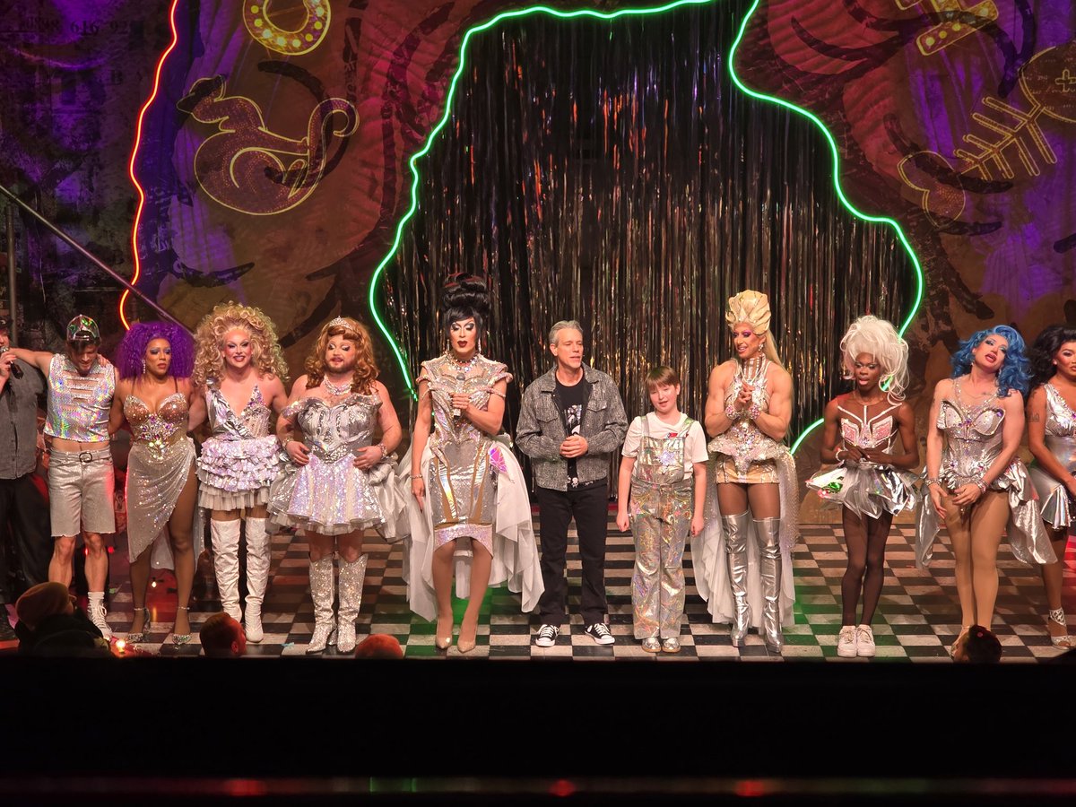 celtus's tweet image. My Christmas Day night entertainment #DragTheMusical.  It was heartwarming and very funny.  The talent on that stage was huge!  Having such a lovely time in #NYC #Broadway #Theatre #TheatreNerd #ChristmasInNewYork #NewYork