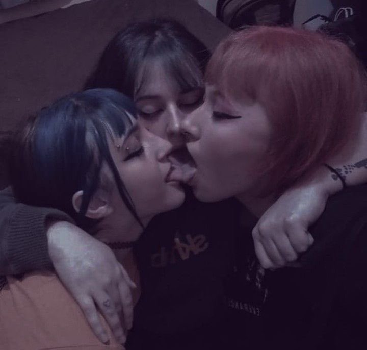 kiss_xoxokiss's tweet photo. https://t.co/J6BAY1NWUC