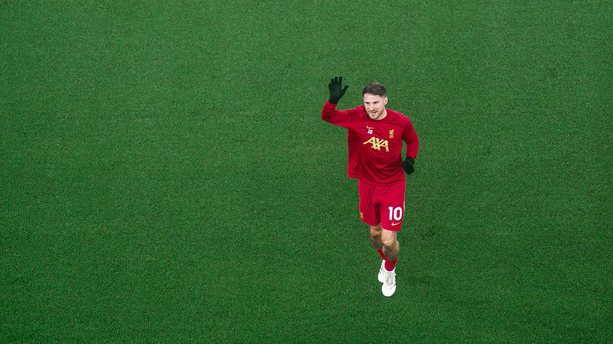 LFC's tweet photo. 📸💫 https://t.co/gybuBChyFb