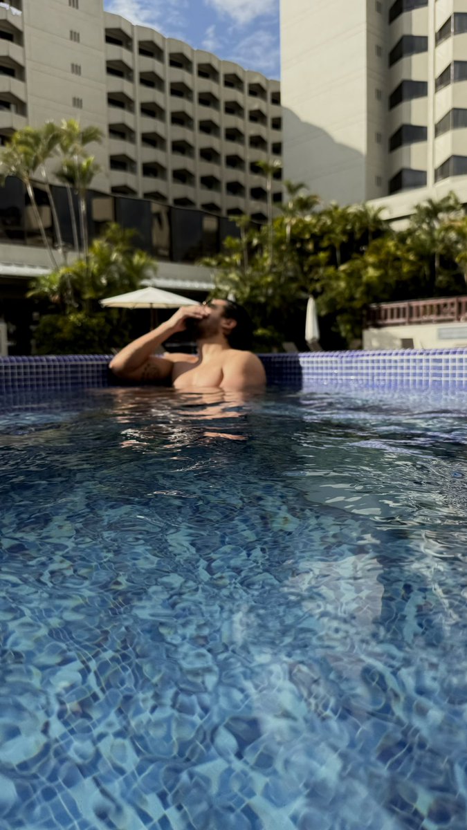 Sebaron182's tweet image. 😂