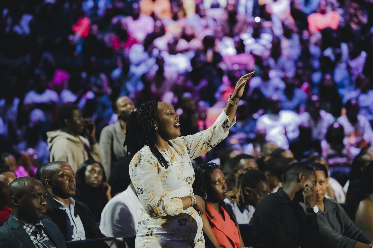 BK Arena (@bkarenarw) on Twitter photo Absolutely no words 🙌🏽 <a href="/IsraeMbonyi/">Israel Mbonyi</a> did what he does best during the Icyambu Live Concert!
Comment your favorite moment from last night ✨
#BKArenaIsYours #BKArenanilyawe Absolutely no words 🙌🏽 <a href="/IsraeMbonyi/">Israel Mbonyi</a> did what he does best during the Icyambu Live Concert!
Comment your favorite moment from last night ✨
#BKArenaIsYours #BKArenanilyawe