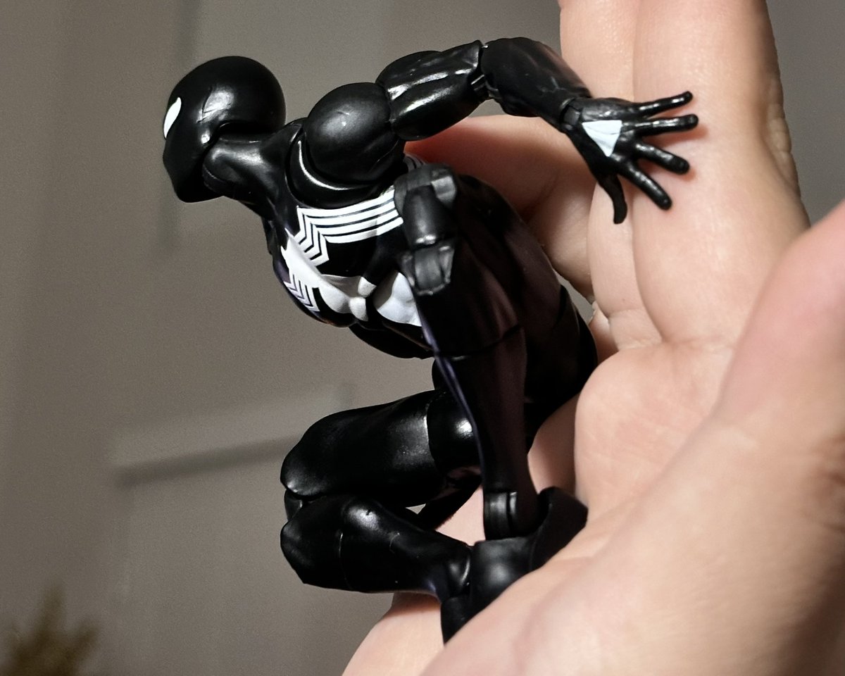lethalcollector's tweet image. Marvel Legends Secret Wars Spider-Man by @HasbroPulse