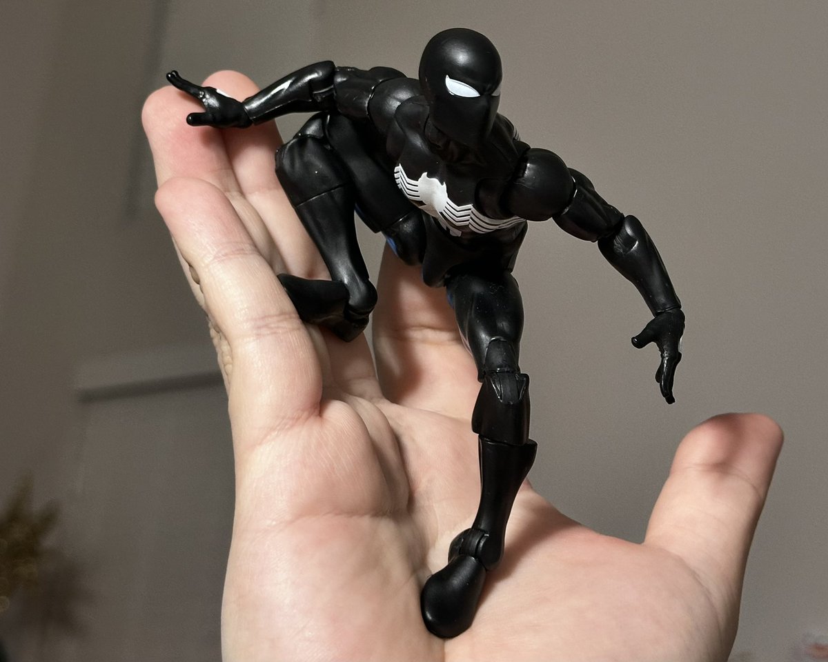 lethalcollector's tweet image. Marvel Legends Secret Wars Spider-Man by @HasbroPulse