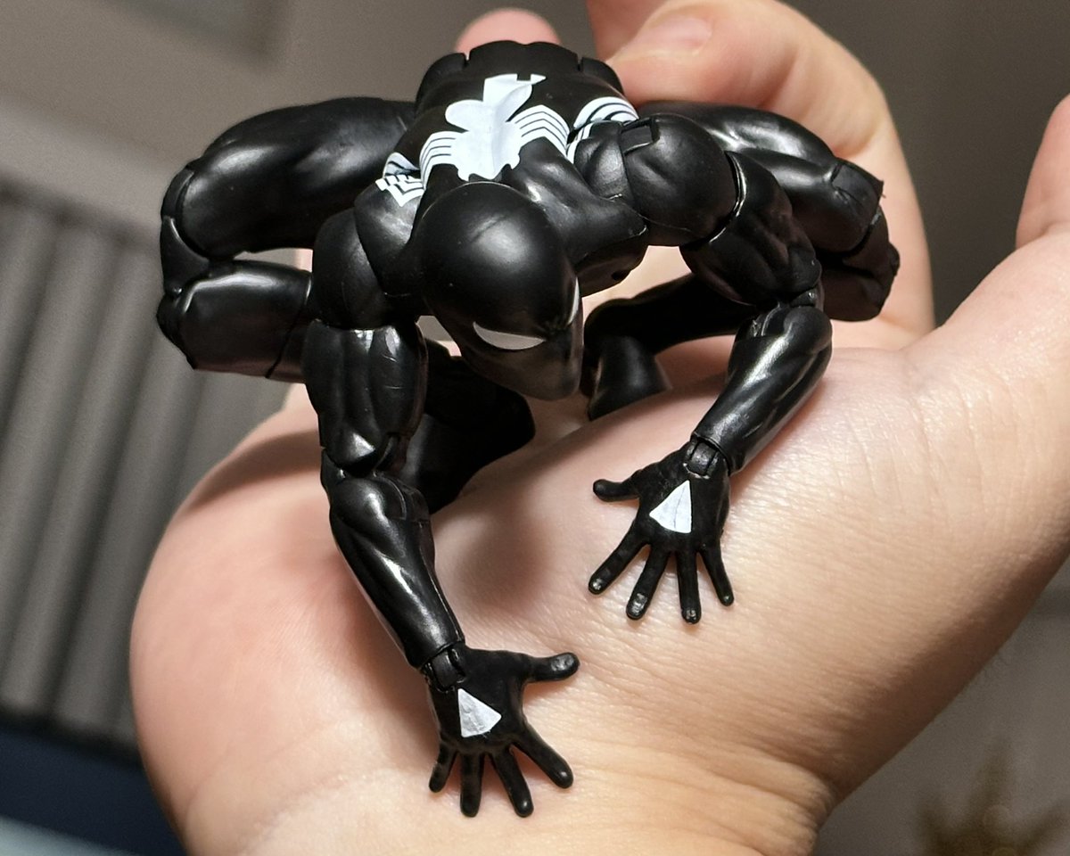lethalcollector's tweet image. Marvel Legends Secret Wars Spider-Man by @HasbroPulse