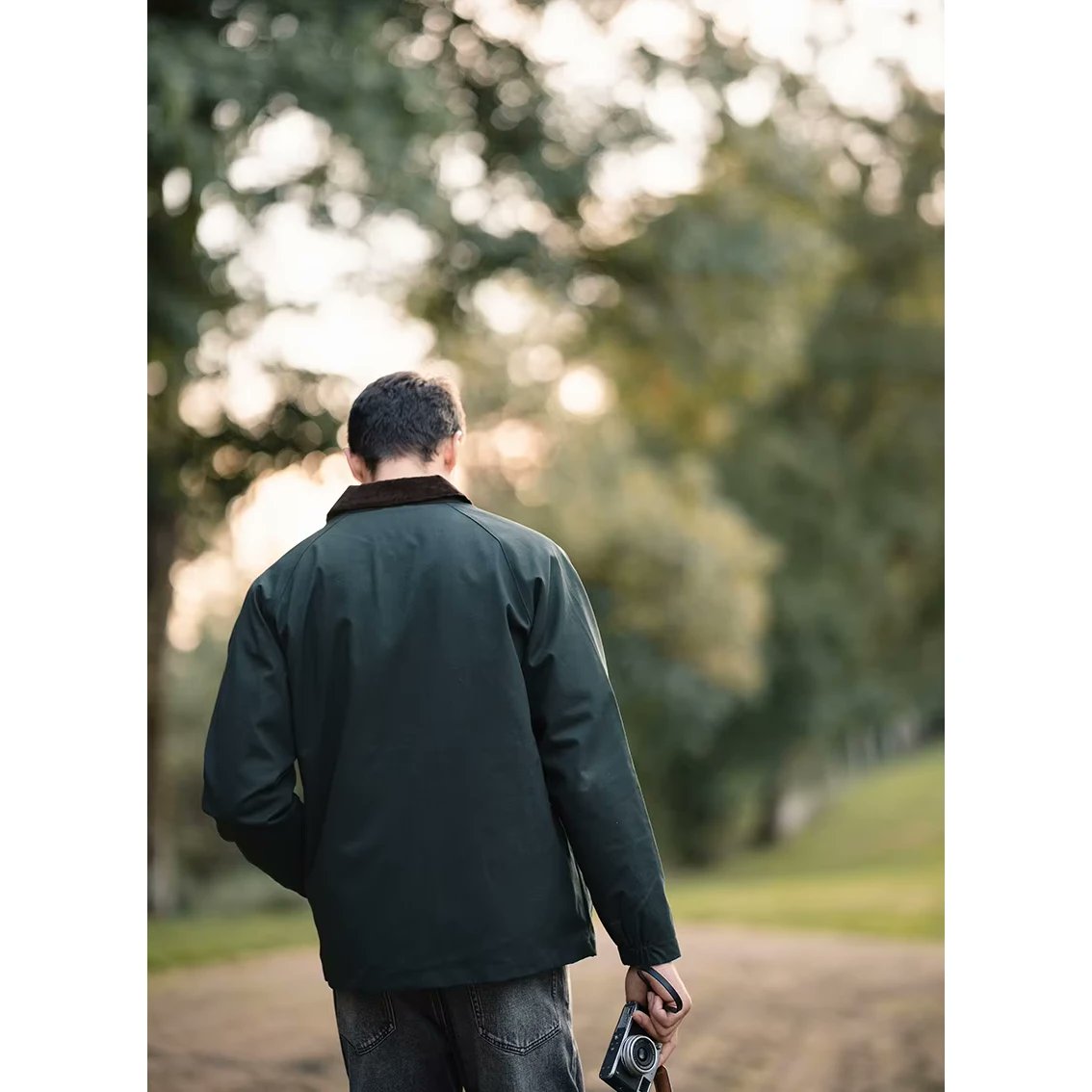 godwin101303's tweet photo. Stay stylish, comfortable &amp; versatile!✨Our Men’s Oversized Cotton Cargo Jacket is 10% OFF! Ideal for autumn and winter, made with 100% cotton!
Now 10% OFF!
https://t.co/4f15ZUQPXJ
Perfect for exploring the outdoors or a casual day in the city
#cargojacket #menswear #outerwear https://t.co/YdjEiLECTT