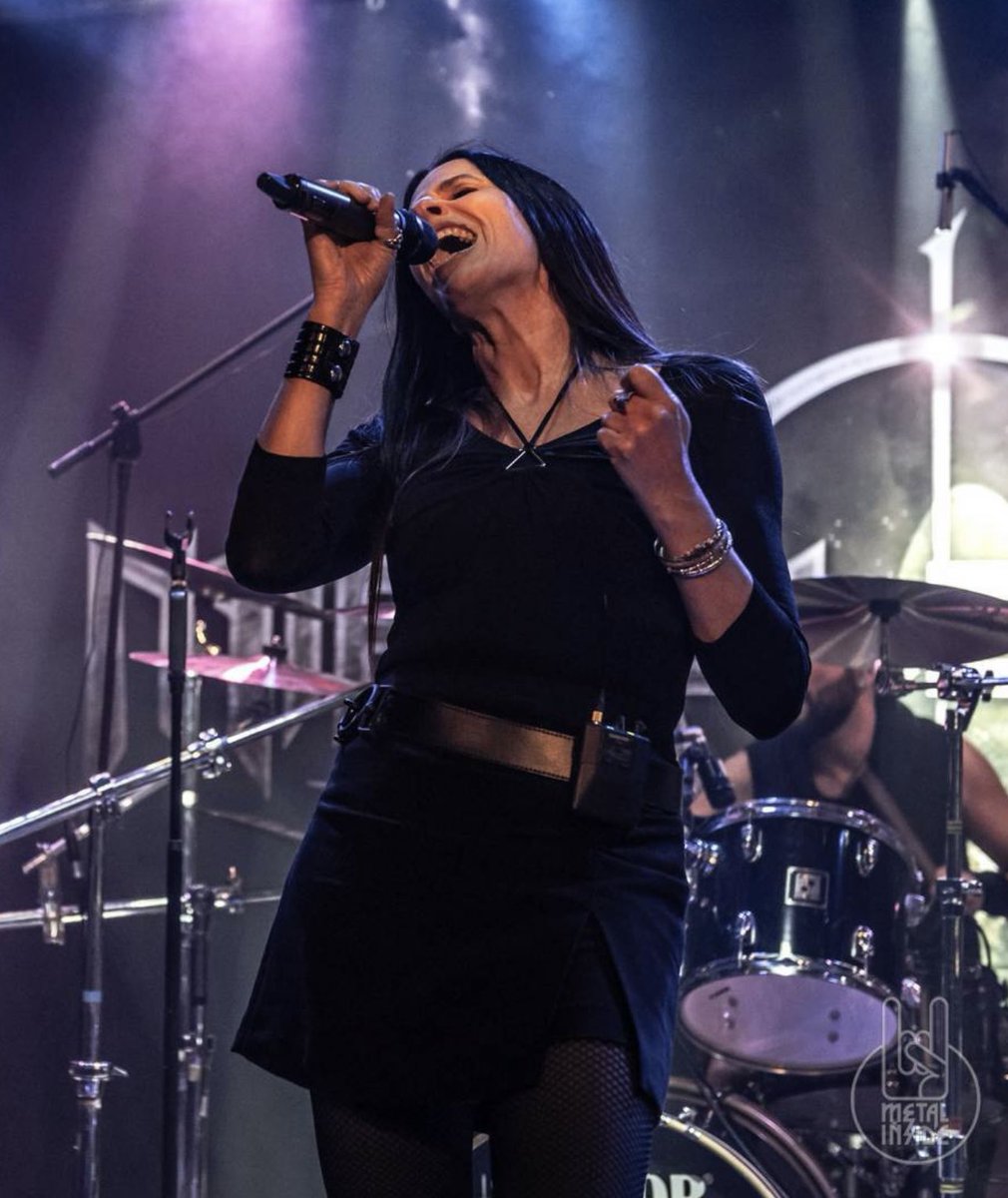 MiracleFlair's tweet photo. With a selection of pictures of some of the highlights of the year, I would like to thank you all for your loyalty and support! I wish you a few relaxing days and look forward to a fantastic 2025! 💫

#miracleflair #melodicmetal #metal #liveshow #GoodTimes #highlights2024 https://t.co/SKQQWKhFsn