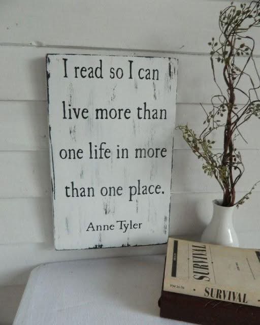 Books and Wine tweet media