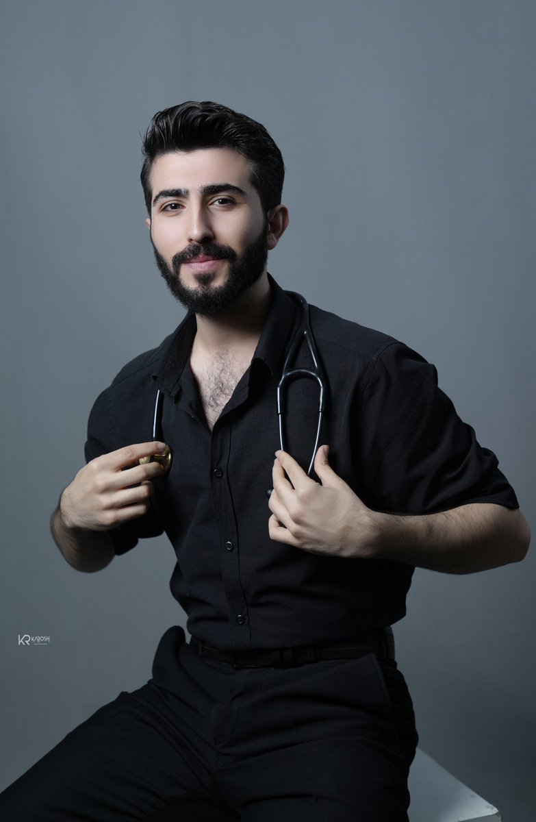 MuhammadRwandzy's tweet photo. Didn’t like the typical grad photos https://t.co/jTZIL7GF9s
