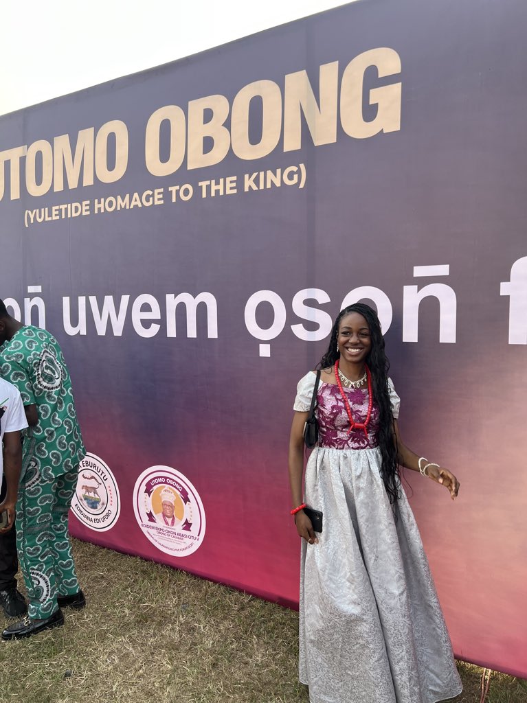 anna_duke_'s tweet photo. An Efik princess.👸🩶
Efik edi mbakara.✨
#Utomo-Obong’24. https://t.co/XNdExR8FEz