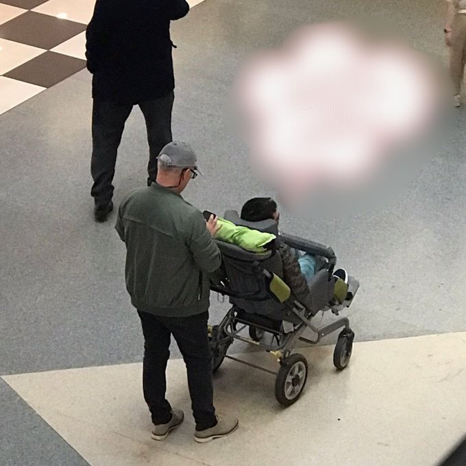 %93 CP engelli oğlumun puseti Doblo tarzı araçların ancak bagajına sığıyor %20 yerlilik oranin da  ülkemizde kaç marka var sn <a href="/Akparti/">AK Parti</a> ileri gelenleri ....Markaları aciklarmisiniz .
<a href="/iletisim/">T.C. İletişim Başkanlığı</a>
 #aracımadokunma