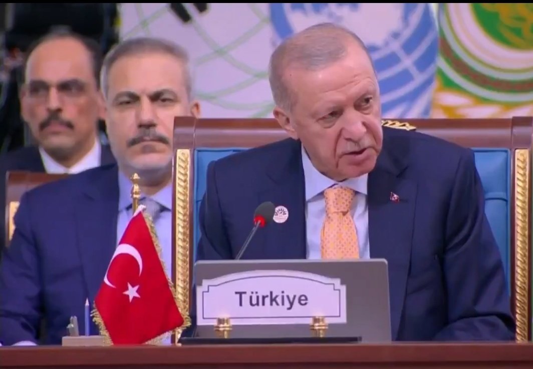 ZEYNA GERİ DÖNDÜ 🧳 tweet media