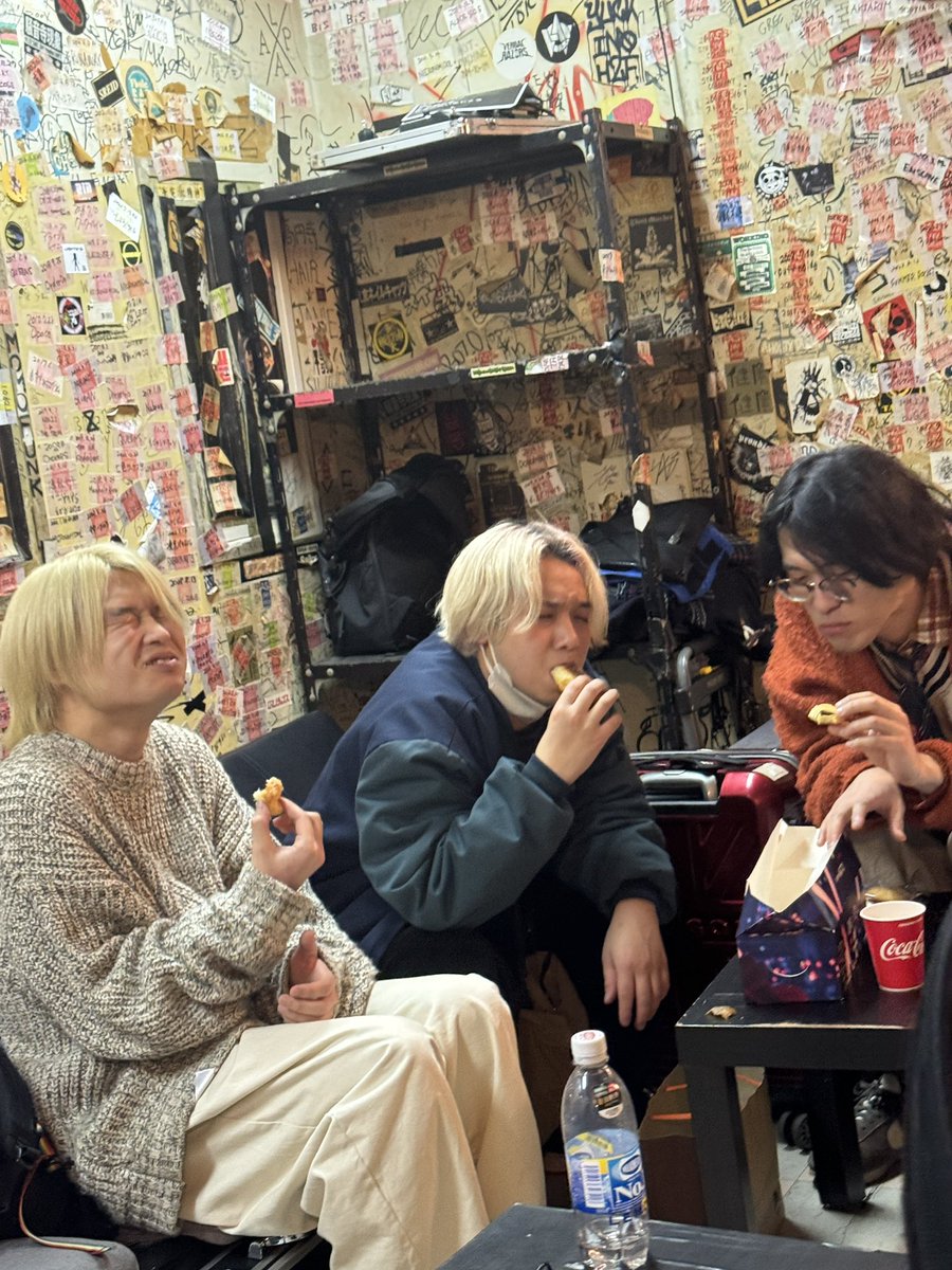 ラストライブ新宿LOFT
ありがとうございました！！

メンバーそれぞれの道を進んでいきます！
本当に本当にありがとうございました！

Photo by  <a href="/ssky_1013/">カイ(ササキ)</a>  (盗撮)