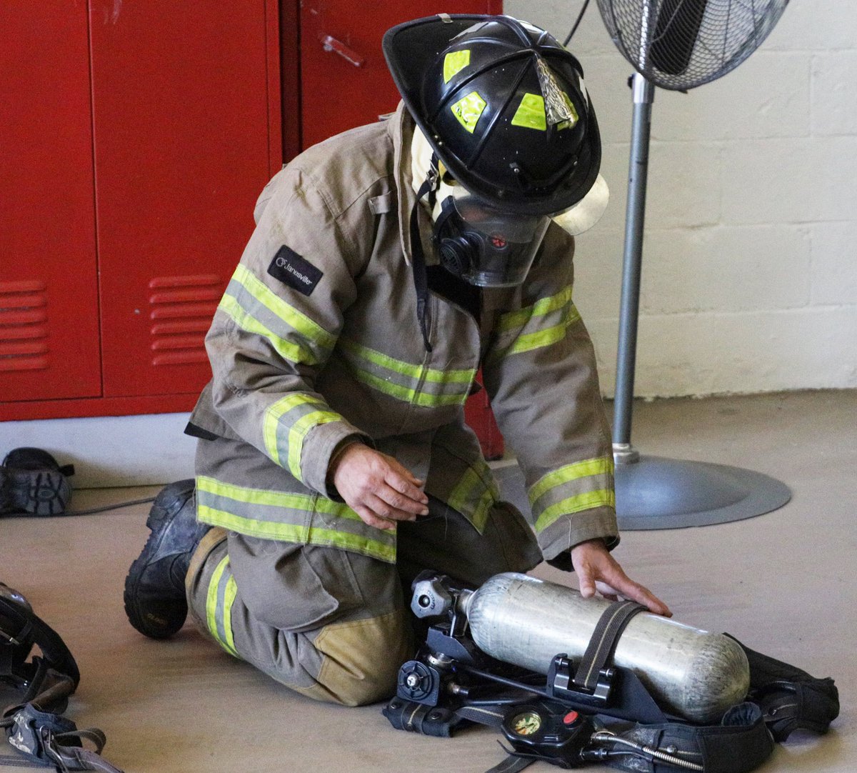 GA_Corrections's tweet image. Lee Arrendale SP and Lee Arrendale TC have been busy working on programming with their Financial Literacy class, Electric Wiring, OSHA Certifications and the Firefighter 2 testing. These classes and programs provide the knowledge, skills, certifications and provide more job…