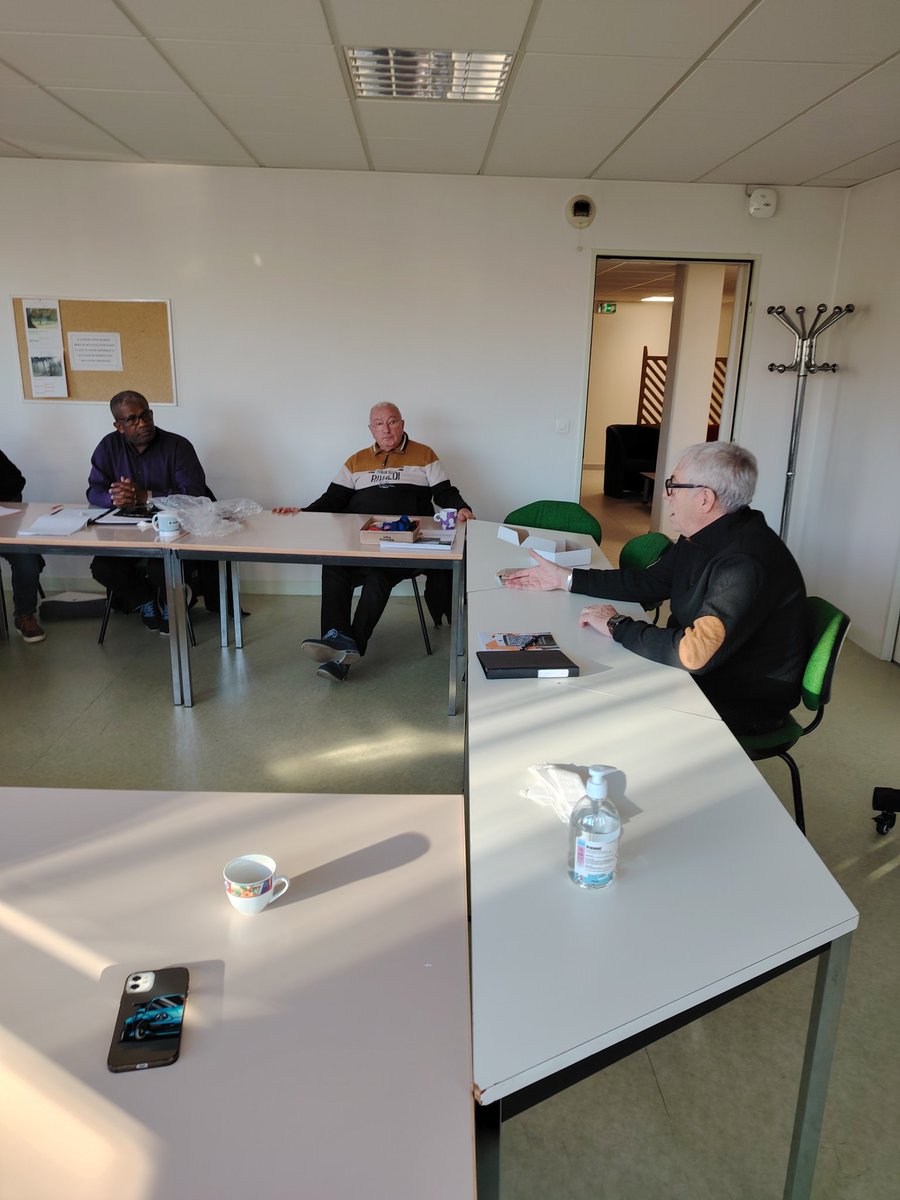 Cet après-midi , dernière réunion pour l'organisation des 2 soirées Solidaires # Solidarité Mayotte <a href="/Eluscecplemans/">Elu-e-s communiste et humaniste Le Mans Métropole</a> <a href="/ElusPSLeMans/">Le Mans Évidemment !</a> <a href="/SartheaGauche/">La Sarthe à Gauche !</a> <a href="/unccas/">Unccas. Les élus locaux au service des solidarités</a>