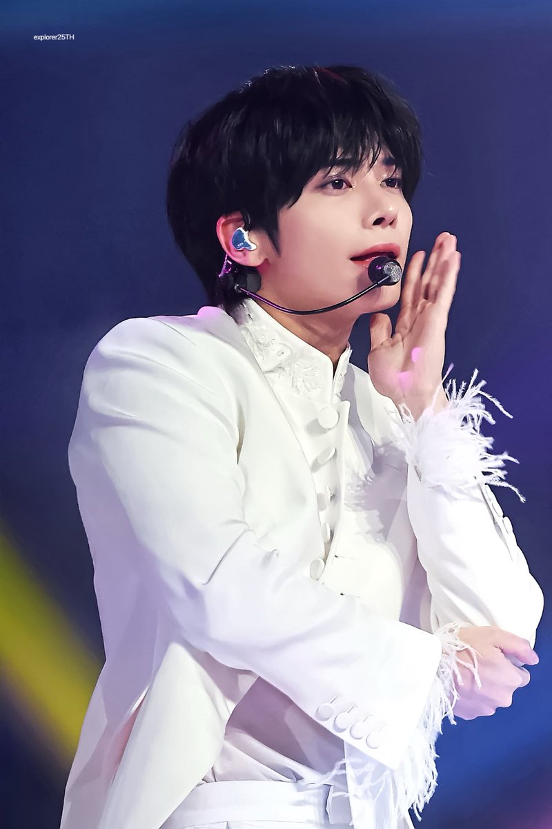 explorer25th's tweet image. 241225 sbs
나의 천사🪽

#태현 #TAEHYUN
#TOMOROW_X_TOGETHER #TXT
#투모로우바이투게더