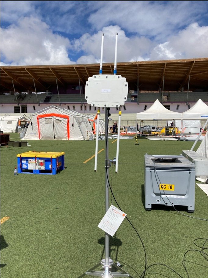 Les SafetyCase du Groupe Orange en cours de déploiement à Mayotte!
Ces solutions télécoms déployables en 30min offrent un internet haut débit via satellite en situation de crise. L’hôpital de campagne et Electricité de Mayotte en bénéficient.
Plus d'infos: oran.ge/4iOSch6