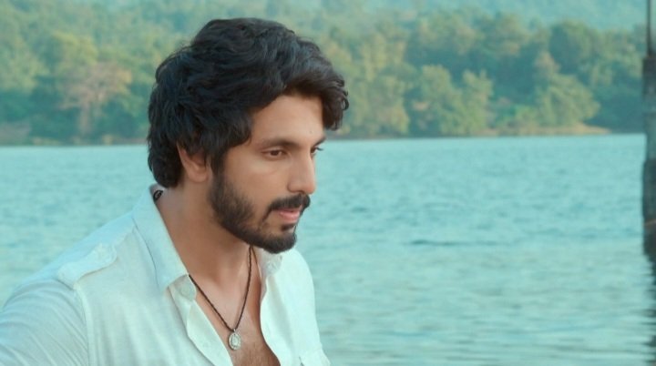 manalibagchi87's tweet photo. This Side profiles of him.
#SachinDeshmukh #KanwarDhillon #Udne https://t.co/cyxMi6ItYK
