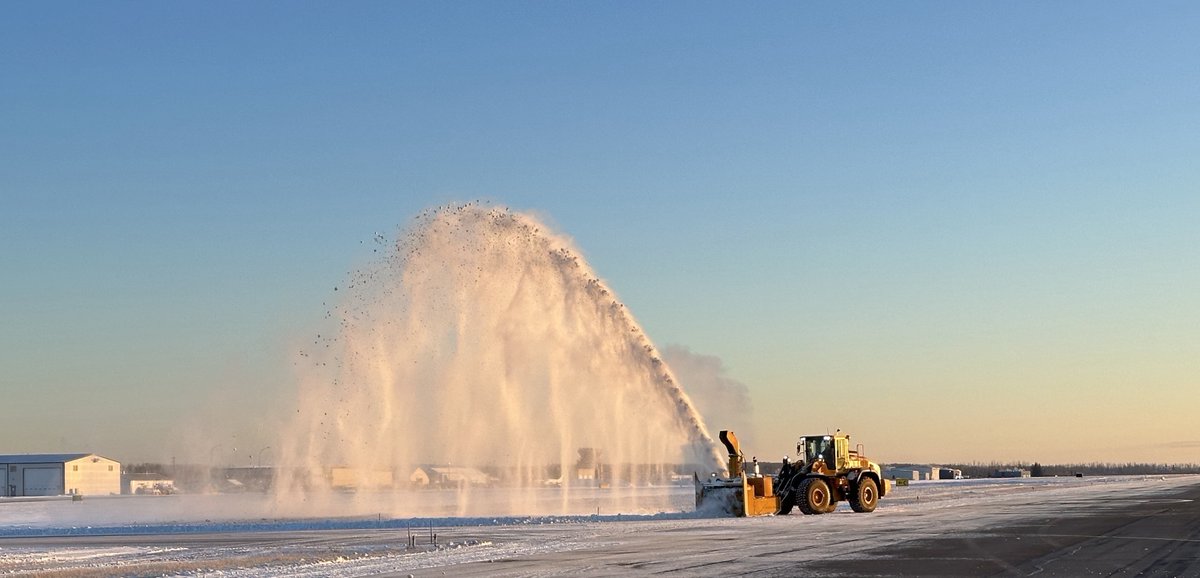 A huge thank you to our dedicated YMM Maintenance team for their hard work in keeping the runway clear of snow and ensuring our parking areas and roads are safe for travellers! #FlyYMM