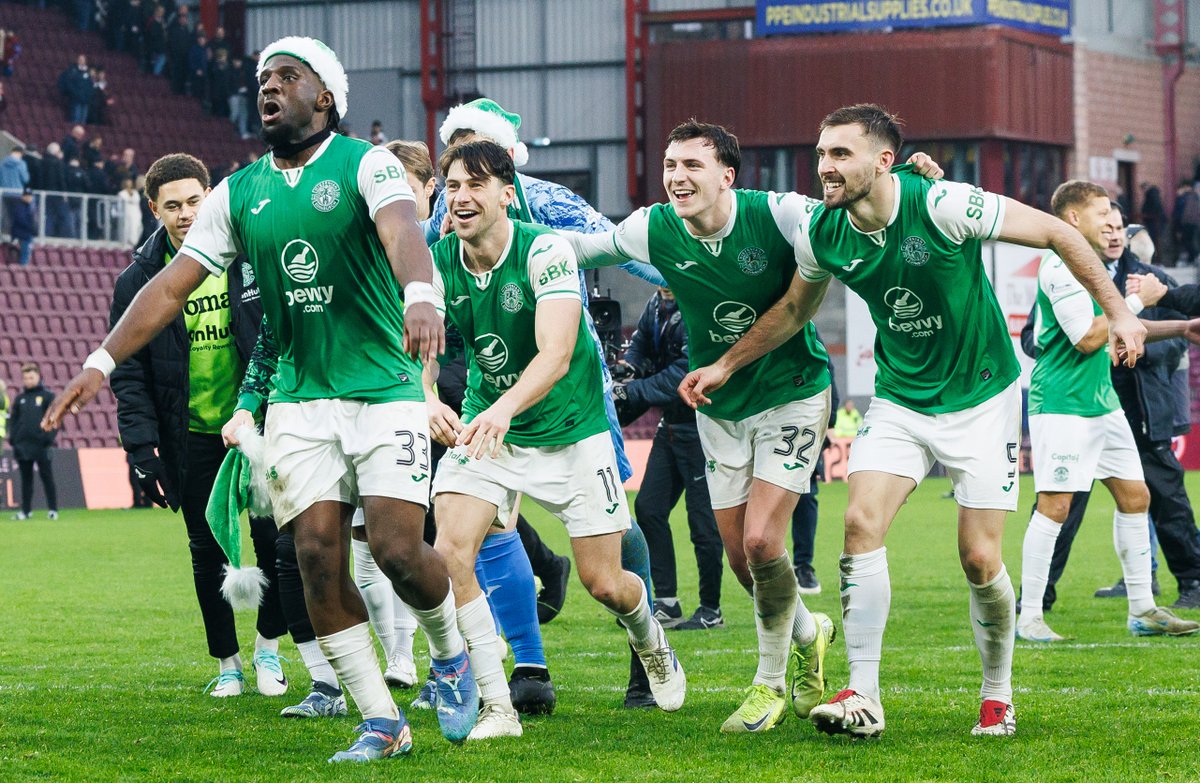 HibernianFC's tweet image. 𝑰𝒕&apos;𝒔 𝒕𝒉𝒆 𝒔𝒆𝒂𝒔𝒐𝒏,
𝑳𝒐𝒗𝒆 𝒂𝒏𝒅 𝒖𝒏𝒅𝒆𝒓𝒔𝒕𝒂𝒏𝒅𝒊𝒏𝒈...
𝑴𝒆𝒓𝒓𝒚 𝑪𝒉𝒓𝒊𝒔𝒕𝒎𝒂𝒔 🎁💚