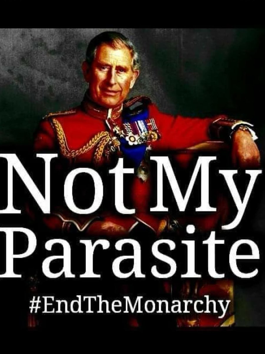 Samfahh's tweet image. #EndTheMonarchy WEF Traitors. 

They should be forced to work hard labour for what they done to our country.