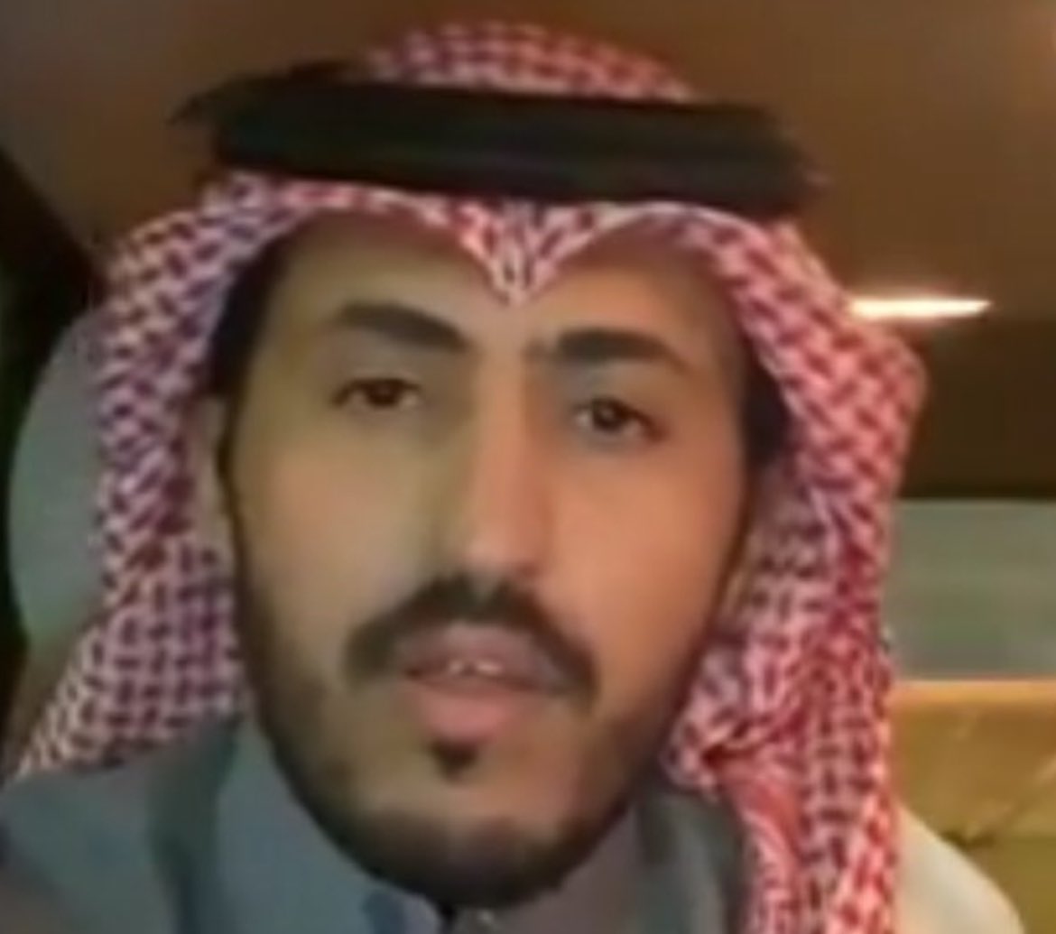 ليلٌ ممطر وكوب قهوه tweet media
