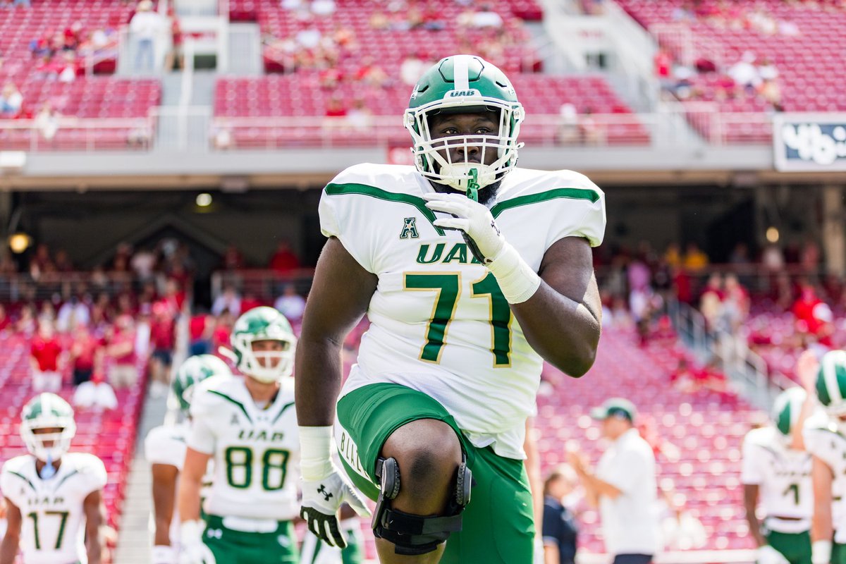 Due to the NCAA new ruling, I will be entering my name in the transfer portal as a grad transfer with 1 year of eligibility. 
Recruitment open ‼️