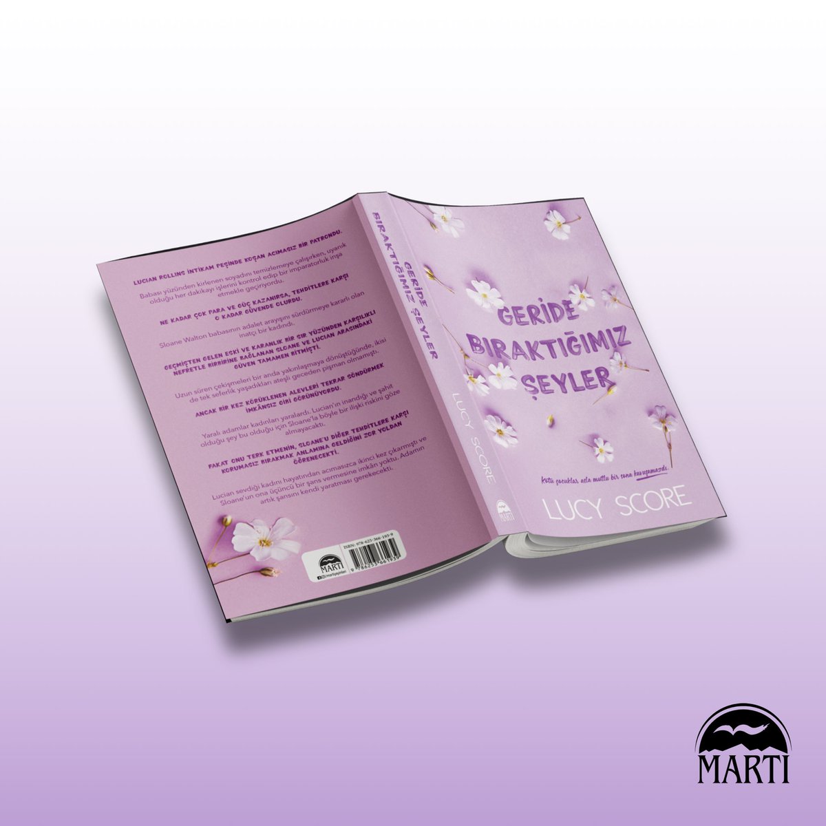 MartiYayinlari_'s tweet image. Knockemout serisinin üçüncü ve final kitabı Geride Bıraktığımız Şeyler çok yakında sizlerle!💖

#lucyscore #knockemoutserisi #thingsweleftbehind