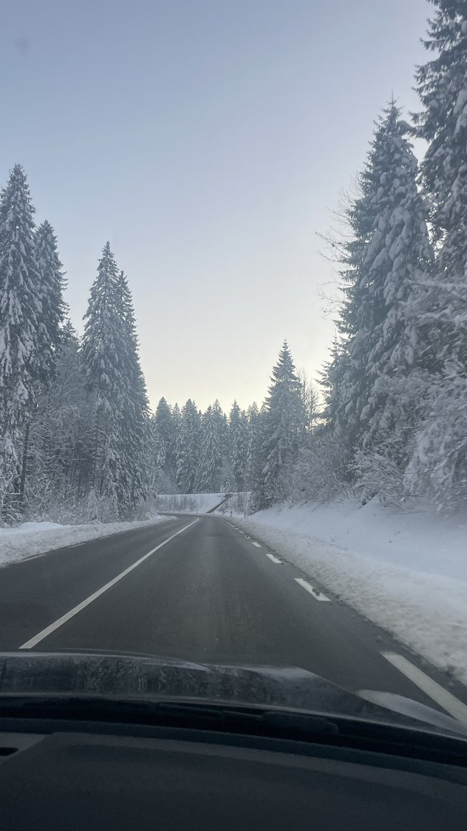 🔫 (@etherealiteee) on Twitter photo 