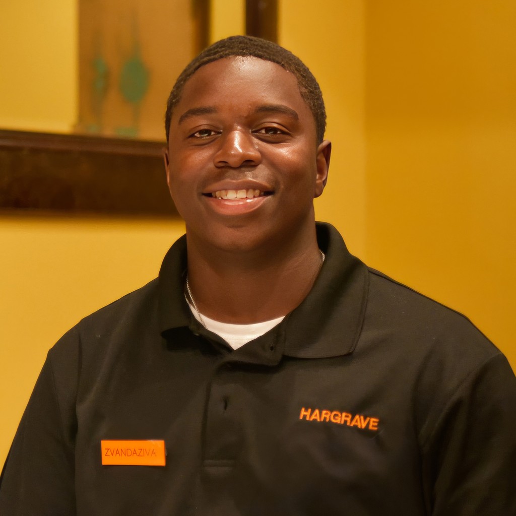 HargraveTigers's tweet photo. Congratulations to Cadet Zvandaziva for earning a roster spot offer to Hampden-Sydney and being named 2nd Team All-State Defensive Lineman! Kupa’s hard work extends beyond the field to the classroom, with an impressive 3.6 GPA. #HargraveExcellence #AllStateHonors #StudentAthlete https://t.co/UDqV3qUXS5