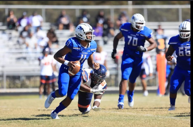 Honored To Be Offered By Elizabeth City State‼️
<a href="/ECSUVikingFBall/">ECSUVikingFootball</a> <a href="/CoachDC22/">David Castillo</a>