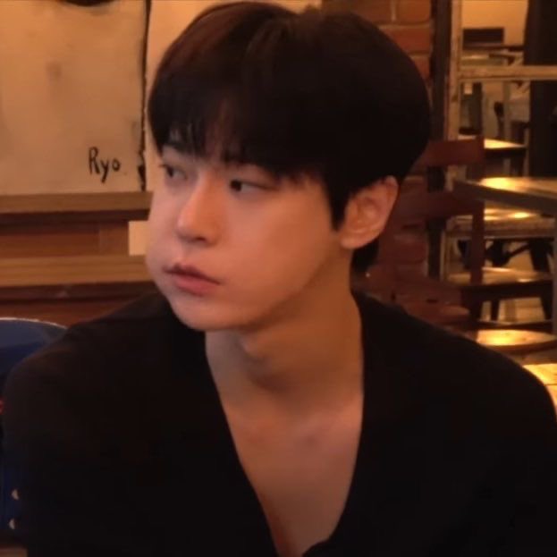 febubery's tweet photo. “บี๋อย่าอมข้าว”                             “แล้วทำแม้ะ!!!” https://t.co/7xt5ONyhku