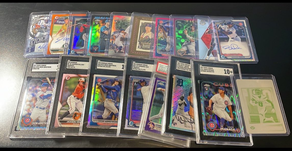 Sale tonight starting at 4 pacific 7 eastern. Retweet this tweet for a chance at $5 credit in the sale. I'll pick the winner of this and the Christmas giveaway at the end of tonight's sale!