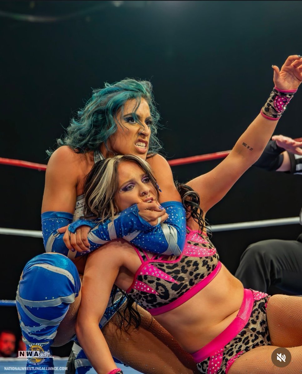 clintcarroll09's tweet photo. La Princesa @TiffanyNieves_ absolutely stealing the show this week on @nwa powerrr because she is numero uno and the best at everything in the women’s division #Getit #Gotit #Bueno #TopGal https://t.co/zB1ljyPiP3