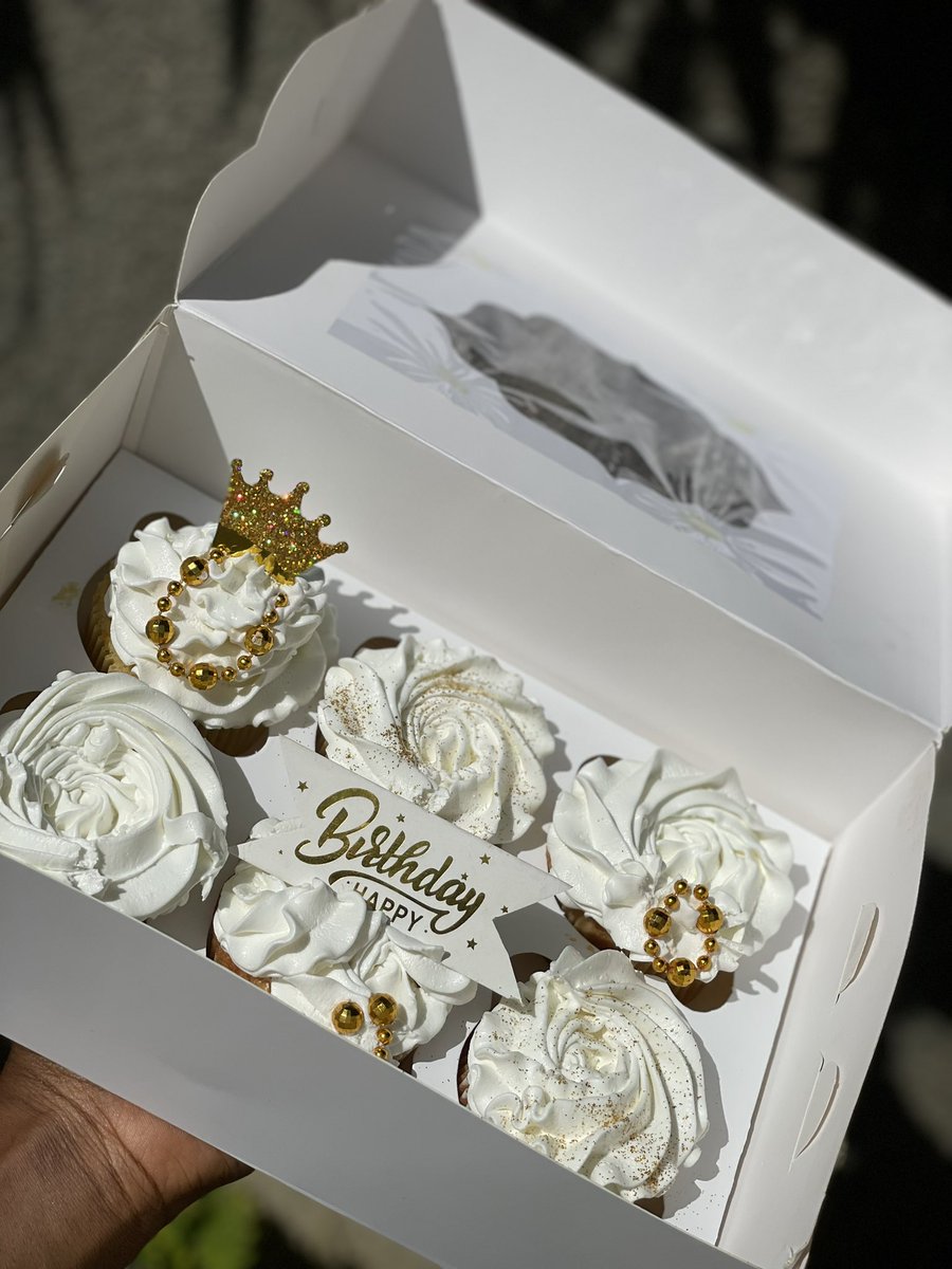 captainmk19's tweet image. Captainmk cakes🍃
Frosted cupcake @4500 for a box 
📍Kano